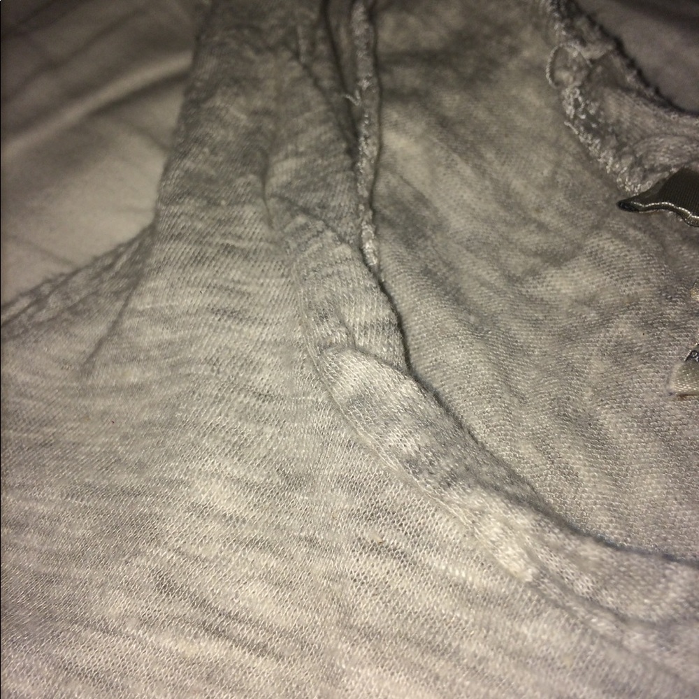 Grey tank top